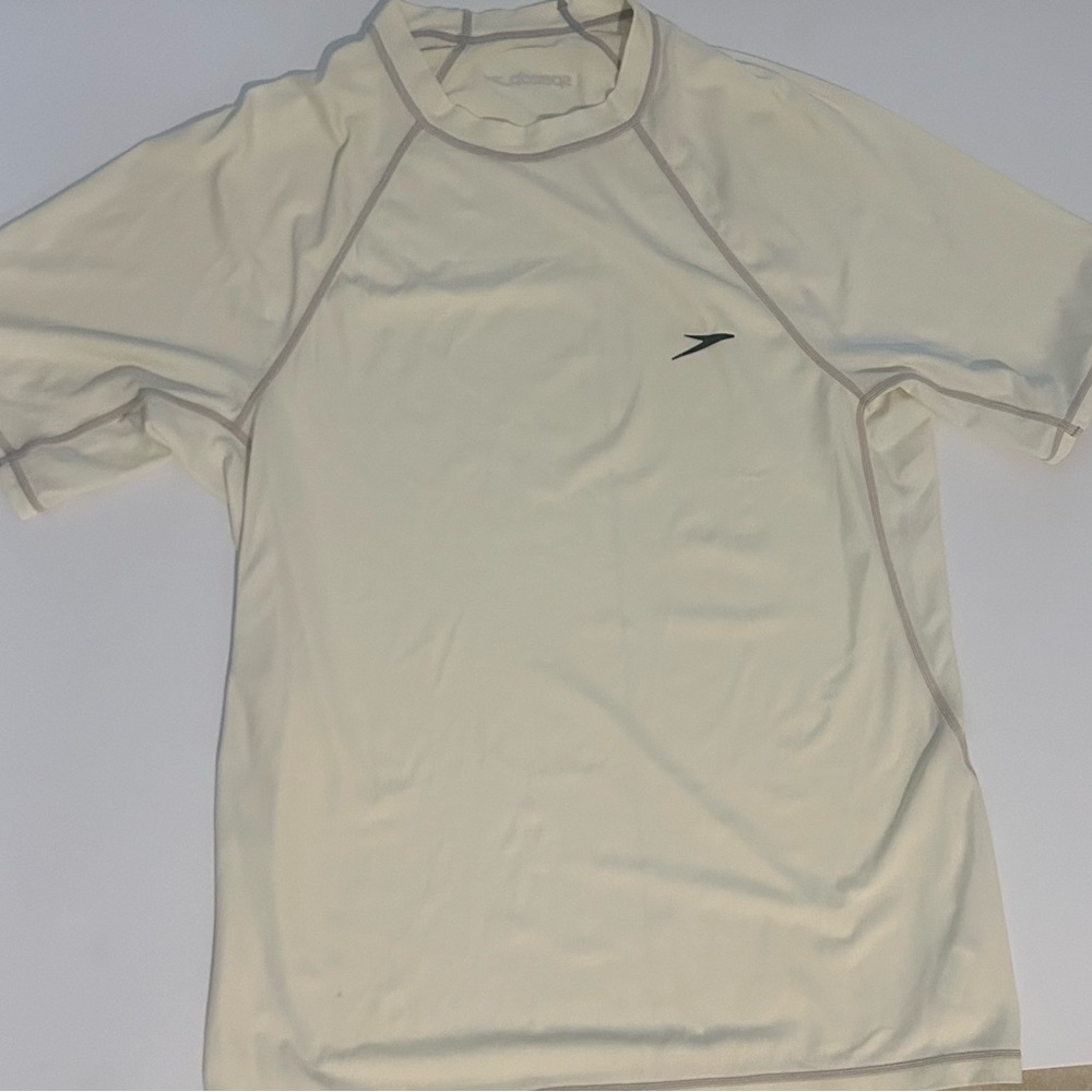 Speedo Men's cream Rash Guard short sleeve 0195